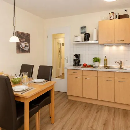 Strandschloesschen-i-we-21-684 Apartament Kühlungsborn